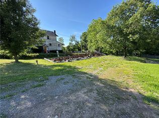 393 N Gallatin Ave, Uniontown, PA 15401