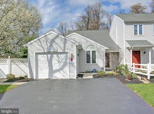 1817 Creek View Ct, New Cumberland, PA 17070
