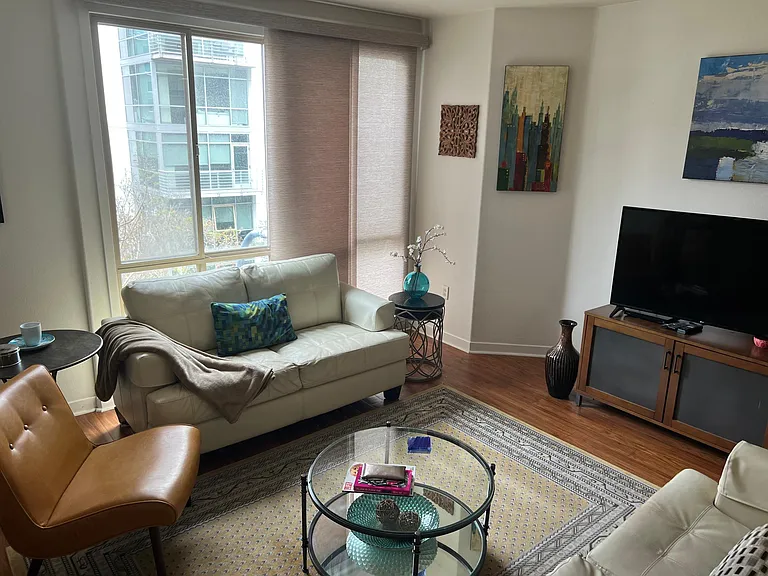 1501 Front St #305 — Photo 13