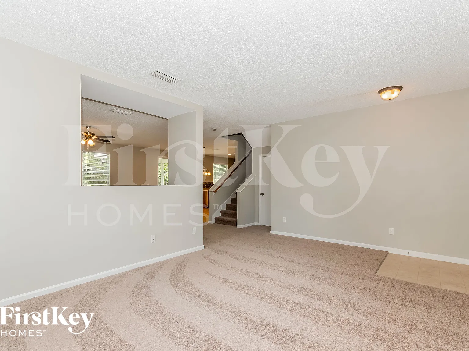3 bed, 2.5 bath, 2493 sqft, $2,420 — Photo 4
