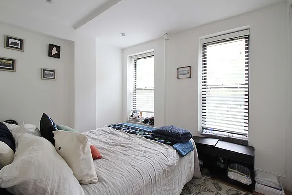 Rented by Julianna Realty Corp | media 13