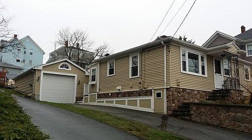 2nd image of 550 S Almond St
