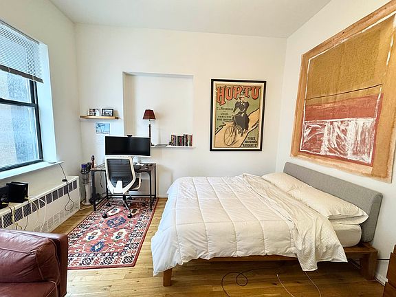 3rd image of 416 Lafayette St #4B