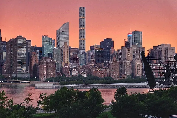 Rented by Luxury Apartments LIC | media 9