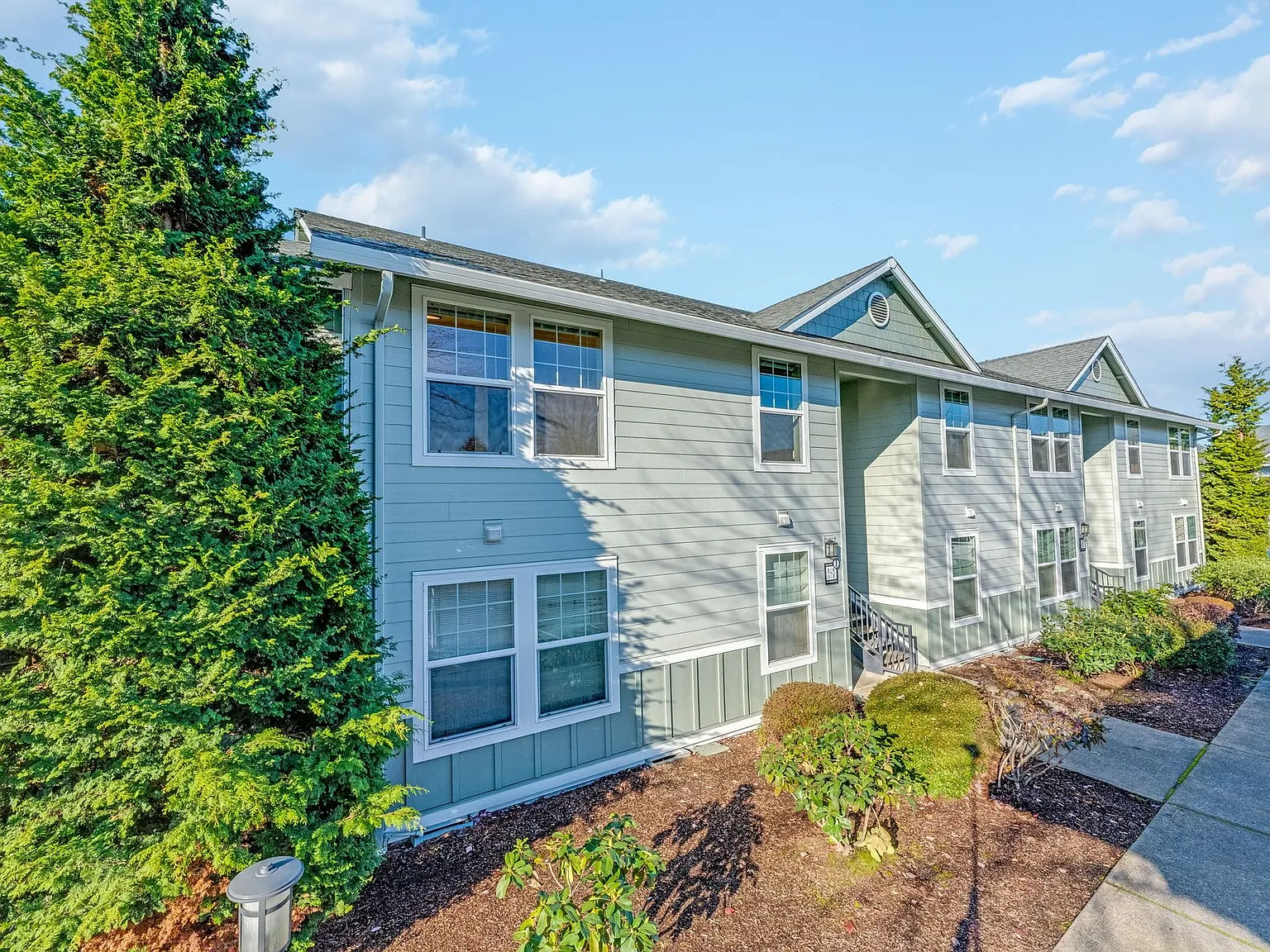 Big Meadow Apartments — Photo 1