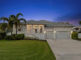 107 8th St E, Tierra Verde, FL 33715