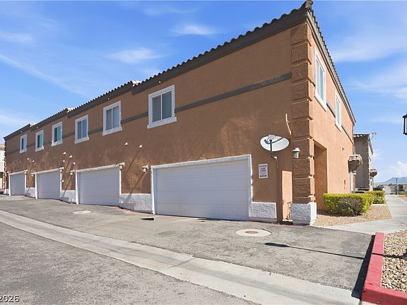 2nd image of 10410 Gold Shadow Ave