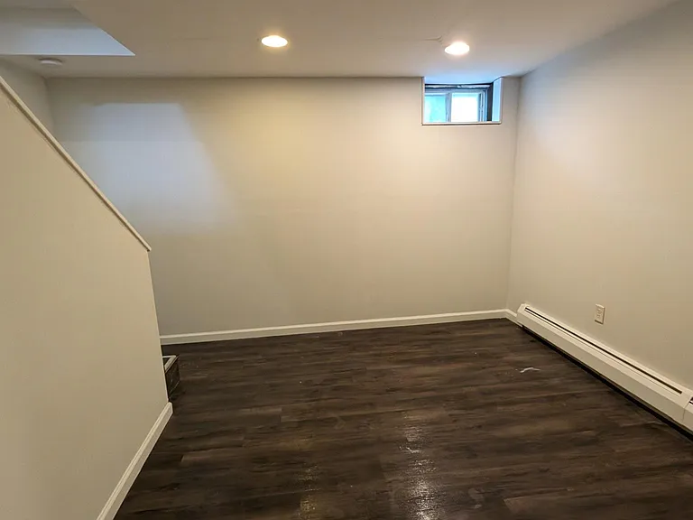 60 Clark St — Photo 14