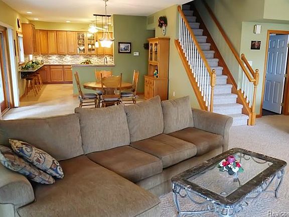 2nd image of 6536 Buckshore Dr