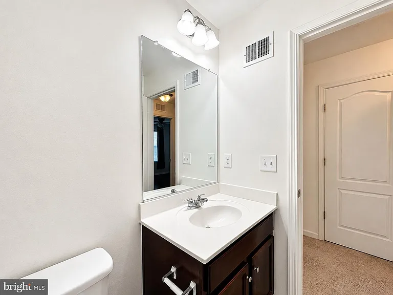4811 Hicks Dr — Photo 24