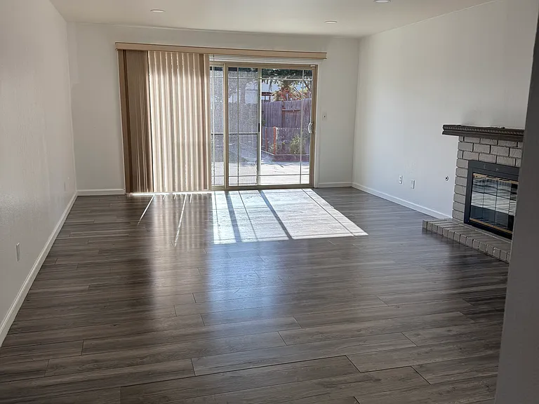617 N 5th St — Photo 17