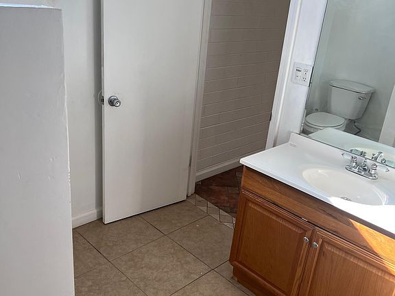 4th image of 8032 N 28th Dr