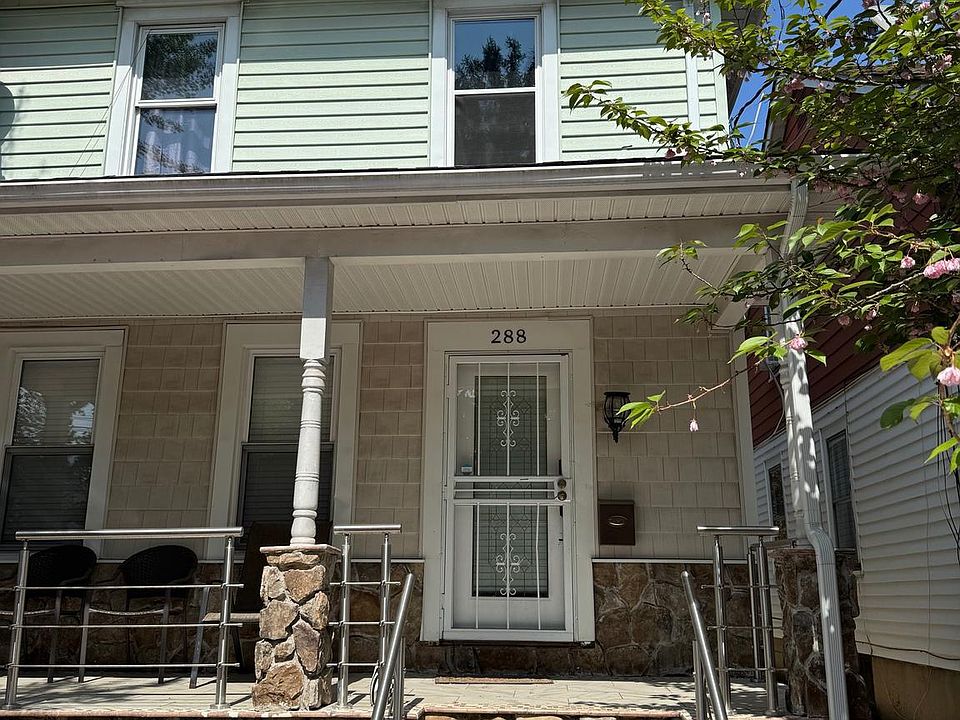 1st image of 288 S Logan Ave