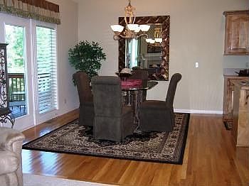 3rd image of 725 SW Wintergarden Dr