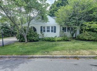 11 Garfield Ave, East Brunswick, NJ 08816