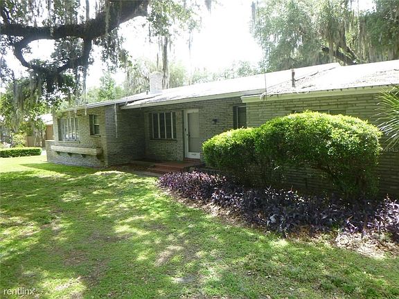 3rd image of 1405 S Hibiscus Dr