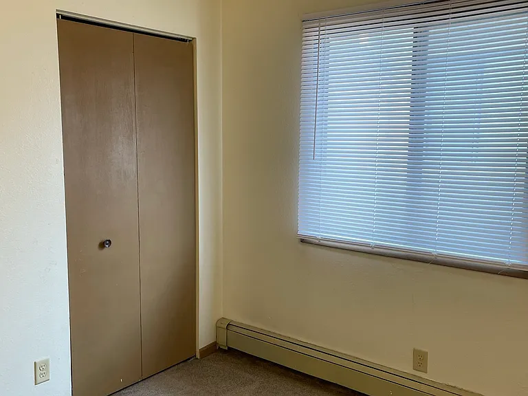 510 S Van Buren St #7 — Photo 11