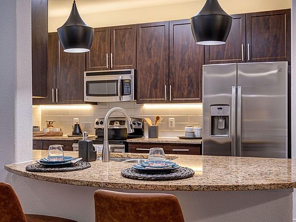 5th image of 10011 Stonelake Blvd #415
