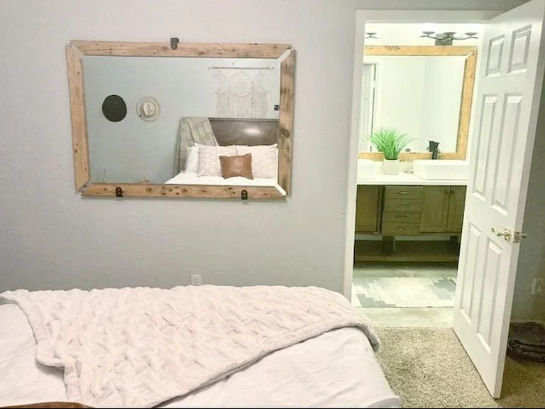 8205 E Rovey Ave — Photo 11