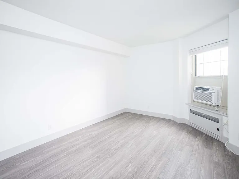 Dining/Living room