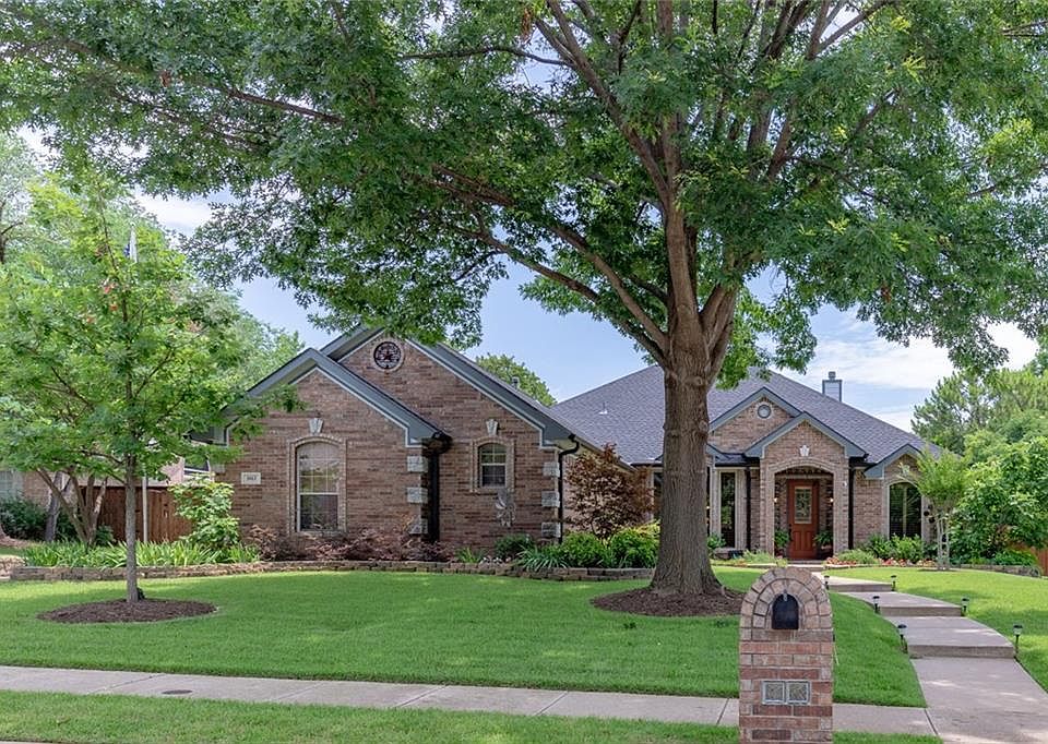1st image of 3013 Woodhollow Dr