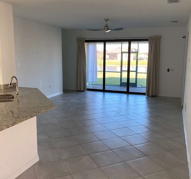 1st image of 3261 Altimira Dr