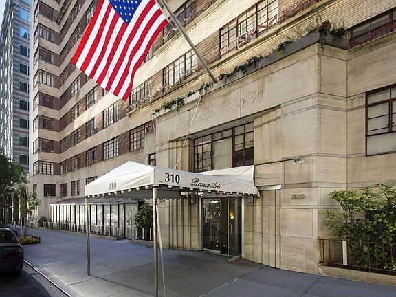 5th image of 307 E 44th St APT 611