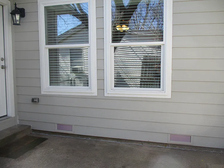1718 NW Dallas St — Photo 21
