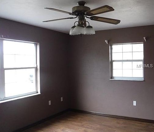 5th image of 149 Park Land Dr