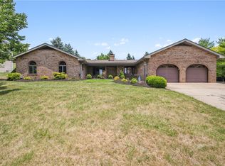 421 Old Clairton Rd, Clairton, PA 15025