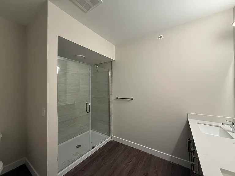 2645 Burton Rd #4 — Photo 26