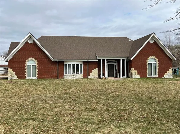 1406 E 187th St, Belton, MO 64012