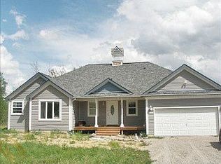 10794 Salwood Dr, Fowlerville, MI 48836