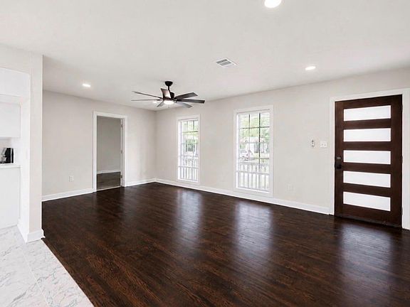4th image of 5618 Southbrook Dr