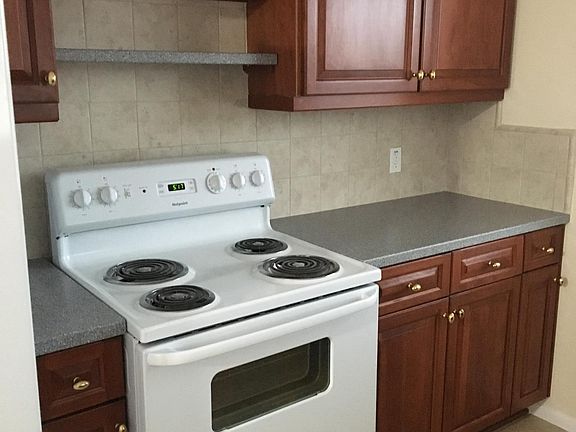 4th image of 1578 Council Dr
