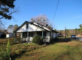 215 N Beech Ave, Andrews, SC 29510
