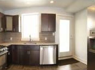 1423 Fitzwater St, Philadelphia, PA 19146