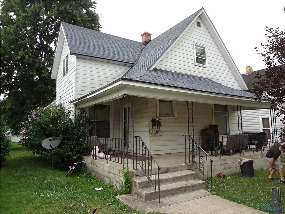 1st image of 324 McDougal St