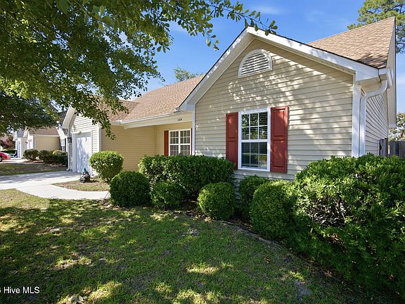 5th image of 1104 Crestfield Way