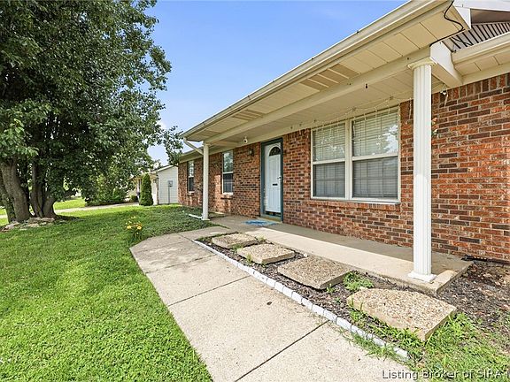 3rd image of 1113 Flagstone Drive