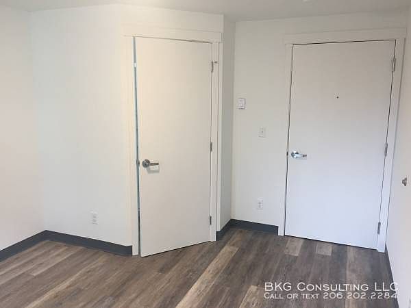 2nd image of 4732 20th Ave NE APT 308