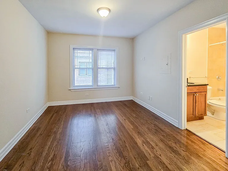 3808-16 N. Sheffield — Photo 26