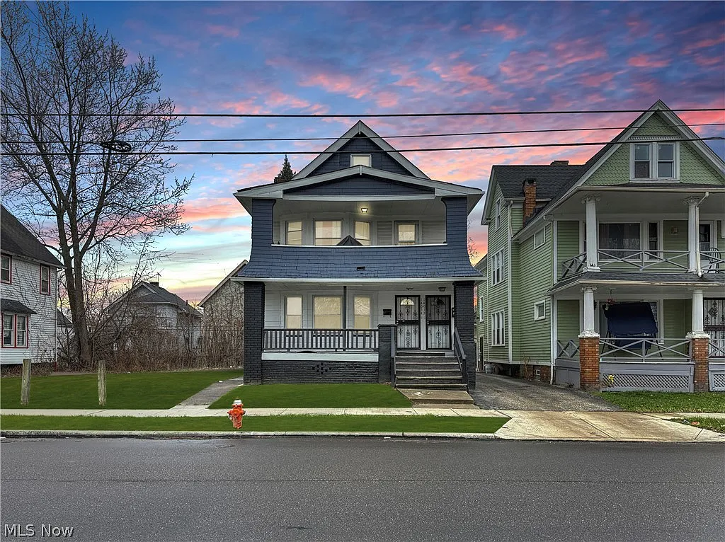14012 Shaw Ave photo 1