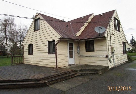 2nd image of 320 127th St E