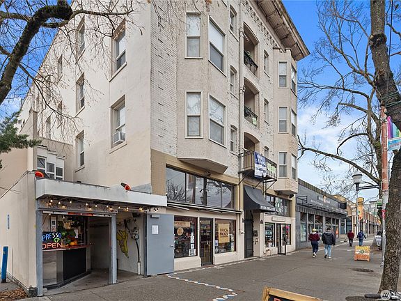 3rd image of 321 Broadway E APT 404