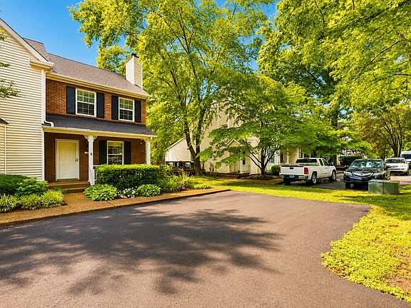 4th image of 1273 Carriage Park Dr