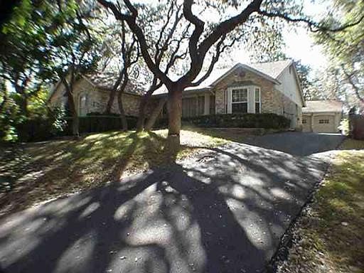 1st image of 422 FANTASIA DR