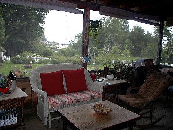 Screen Porch 2