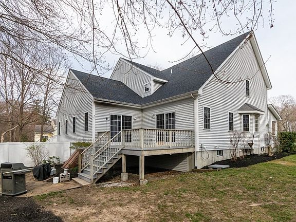 5th image of 80 Mechanic St #A