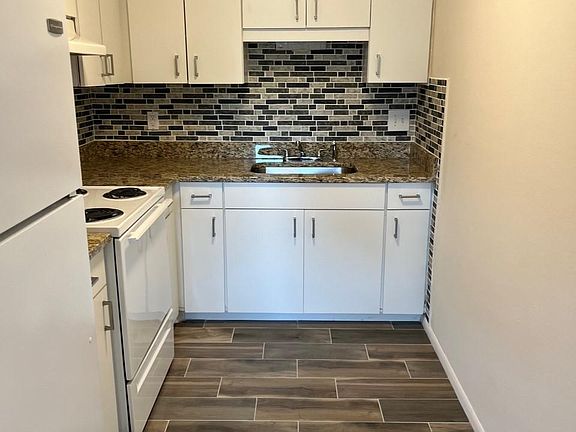 3rd image of 6211 2nd Ave S #3